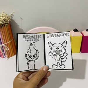 ✨ Mini Livro de Colorir – Folclore Brasileiro